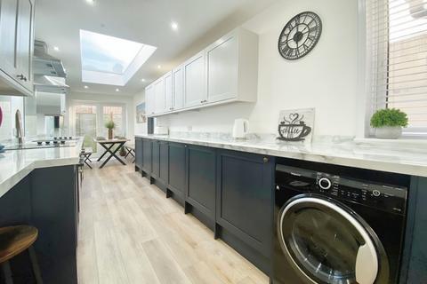 1 bedroom terraced house to rent, Telephone Road, Southsea PO4