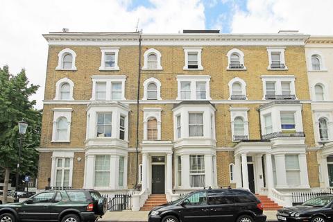 Studio to rent, Nevern Place, London SW5