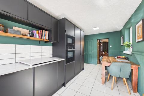 40 Clevedon Road, Gloucester, GL1 4RN
