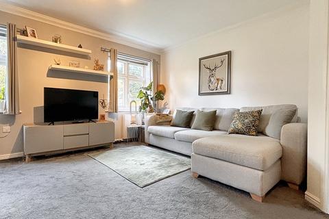 undefined, Brighton Road, Coulsdon CR5