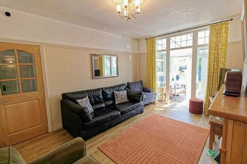 3 bedroom semi-detached house for sale, Western Park, Leicestershire