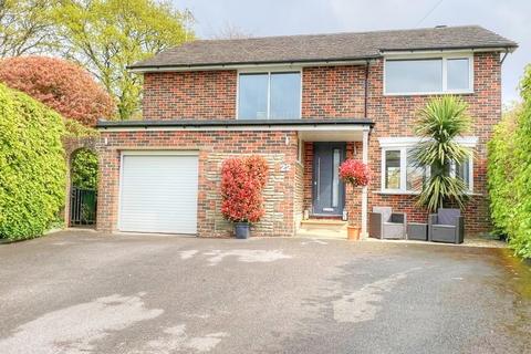 4 bedroom detached house for sale, Buckmore Avenue, Petersfield GU32