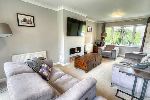 4 bedroom detached house for sale, Buckmore Avenue, Petersfield GU32