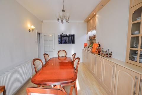 16 Abbotts Road, Southall, UB1 1HT