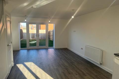 3 bedroom terraced house to rent, Erasmus Drive, Derby DE1