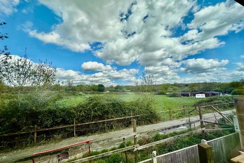 2 bedroom mobile home for sale, The Elms , Lippitts Hill