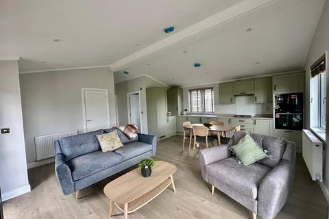 2 bedroom mobile home for sale, The Elms , Lippitts Hill