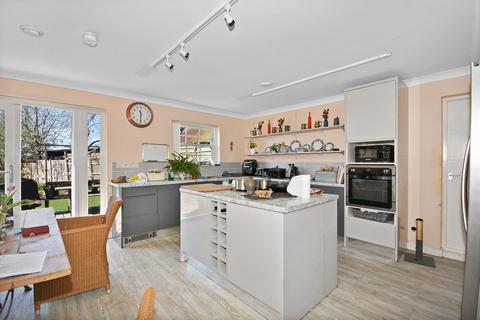 3 bedroom detached house for sale, Newenden, Kent TN18