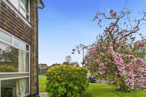 2 bedroom end of terrace house for sale, Wendover Road, Havant PO9