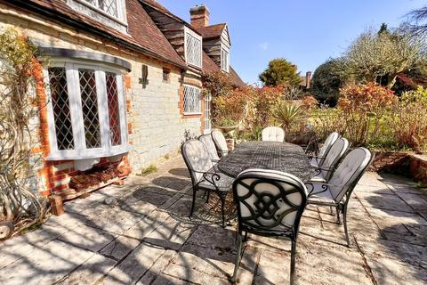 2 bedroom detached house for sale, Petersfield GU31