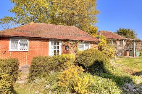 2 bedroom detached house for sale, Petersfield GU31