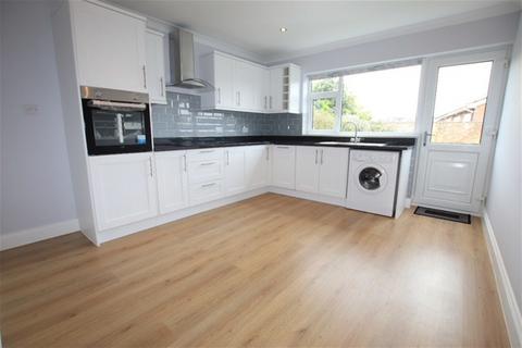 2 bedroom detached bungalow for sale, Gainsborough Close, Clacton on Sea