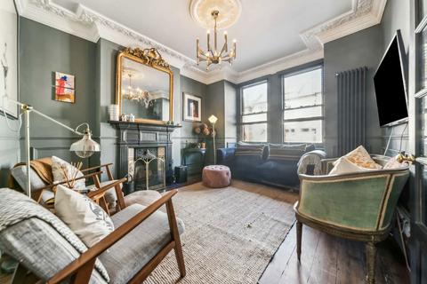 3 bedroom end of terrace house for sale, Leverson Street, London SW16
