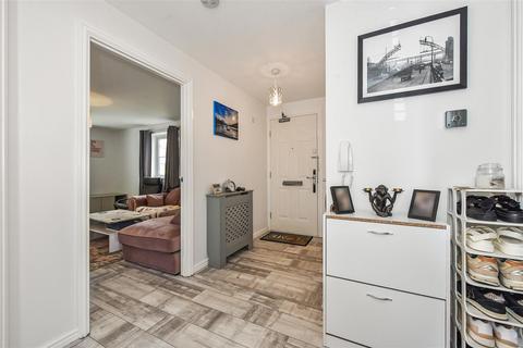 2 bedroom flat for sale, Picket Twenty Way, Andover
