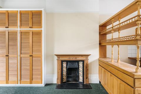 1 bedroom flat for sale, South Hill Park Gardens, Hampstead Heath, London, NW3