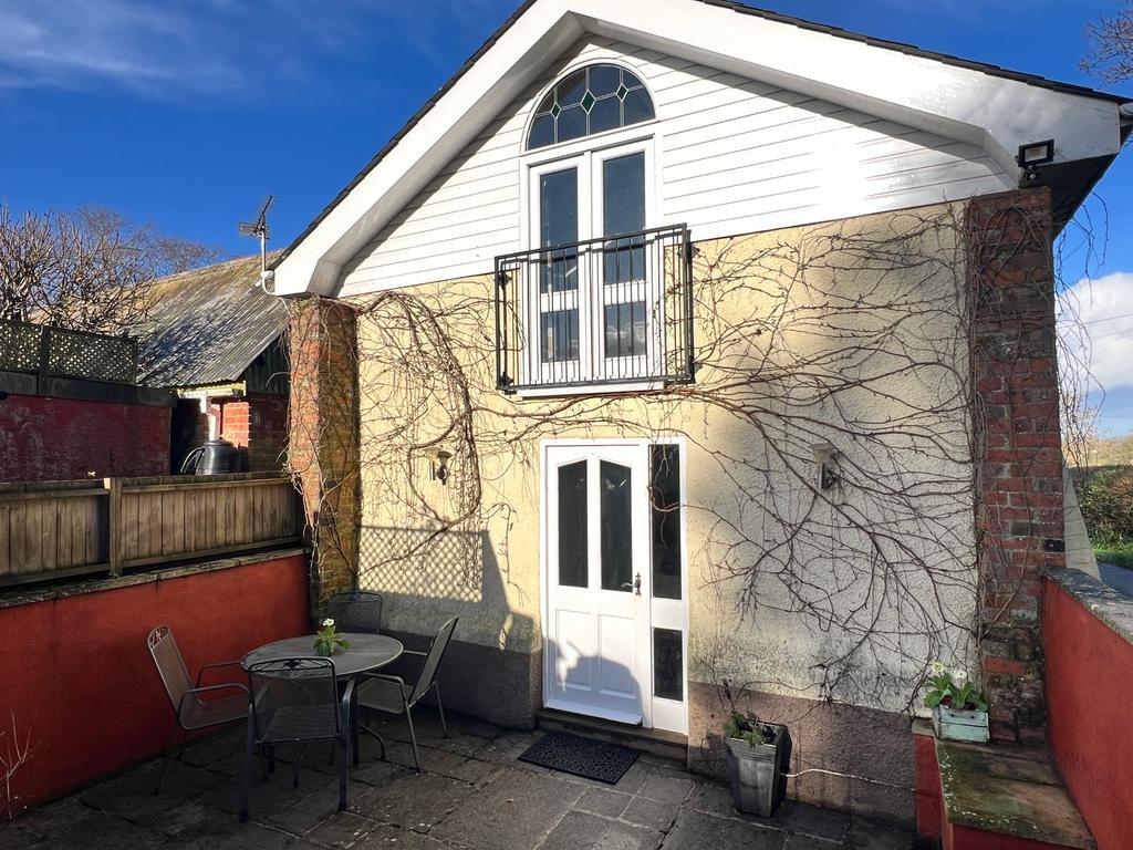 The Detached Cottage