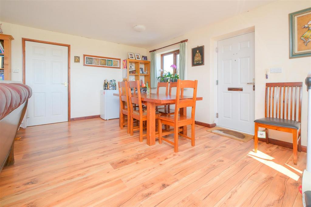 Parry Mercury Lodge PL14 5 BQ-3.jpg