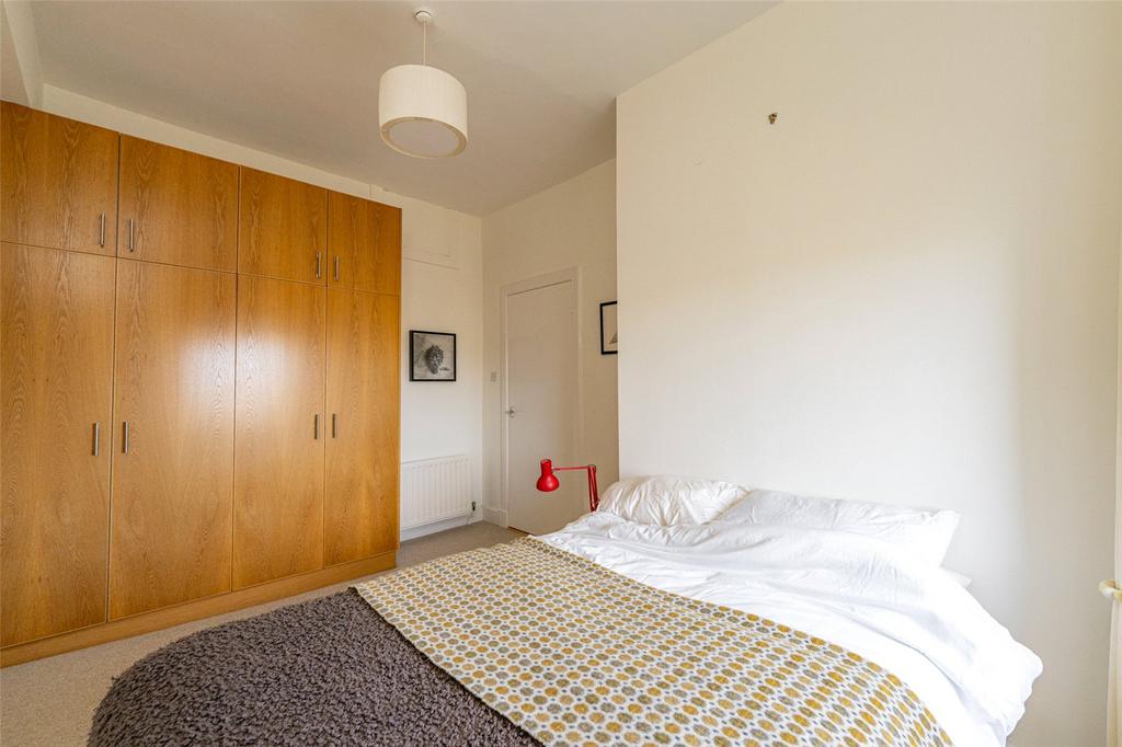 Bedroom 1 Alt