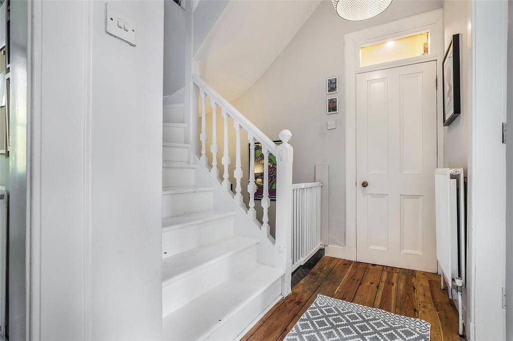 1st Floor Flat