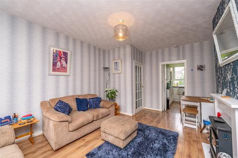 2 bedroom flat for sale, 2/4 Whitson Place East, Edinburgh, EH11