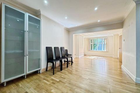 4 bedroom semi-detached house for sale, Farm Road, Edgware