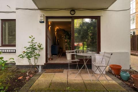 1 bedroom apartment for sale, Brondesbury Park, Queens Park, London NW6