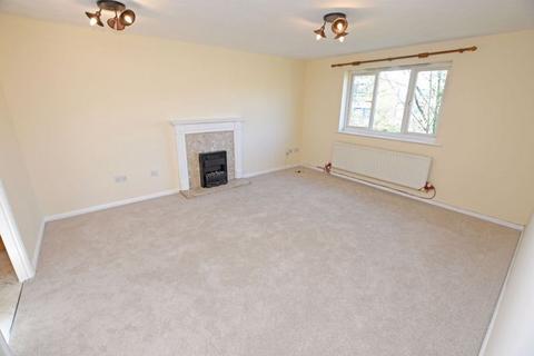 2 bedroom apartment to rent, Lindisfarne Gardens, Maidstone