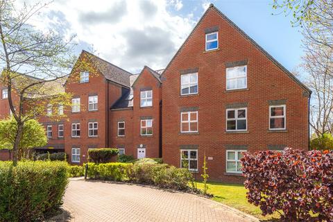 2 bedroom apartment for sale, Heath Hill Road South, Berkshire RG45
