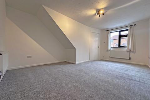 34 Avern Close, Tipton, DY4 7ND