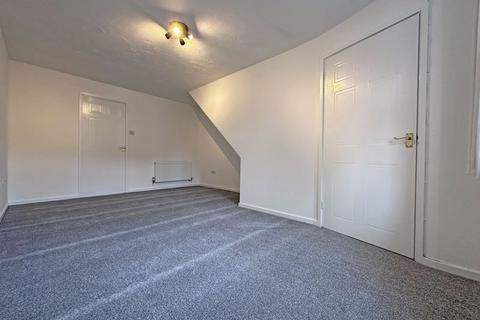 34 Avern Close, Tipton, DY4 7ND