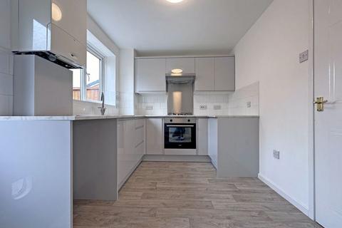 34 Avern Close, Tipton, DY4 7ND