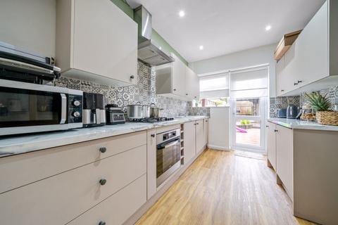 67 Keightley Drive, London, SE9 2HW
