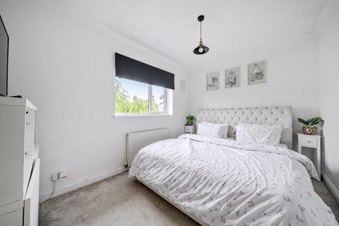 67 Keightley Drive, London, SE9 2HW