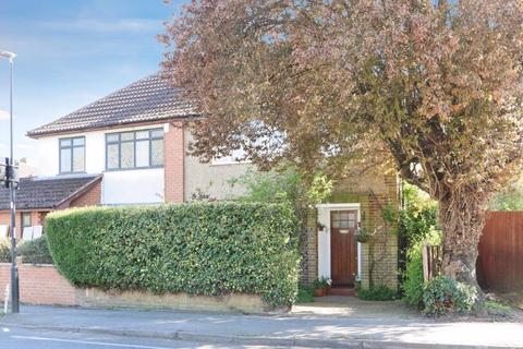 Downs Road, Langley