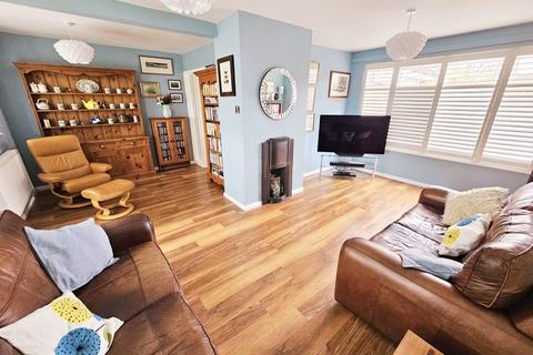 55 Hawthorn Road, Wylde Green, Sutton Coldfield, B72 1ES