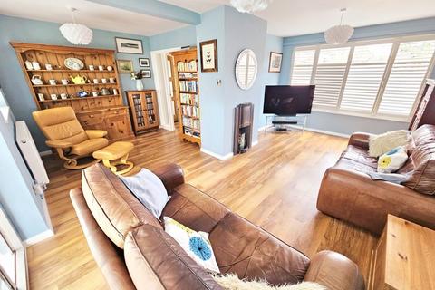 55 Hawthorn Road, Wylde Green, Sutton Coldfield, B72 1ES