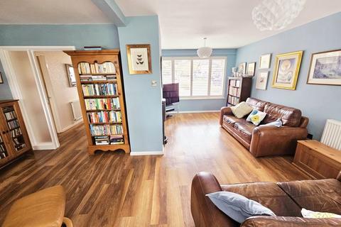 55 Hawthorn Road, Wylde Green, Sutton Coldfield, B72 1ES
