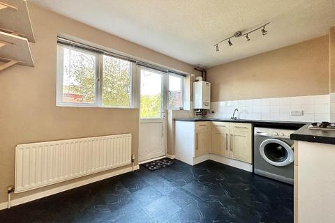 11 Claregate, Northampton, NN4 0QZ