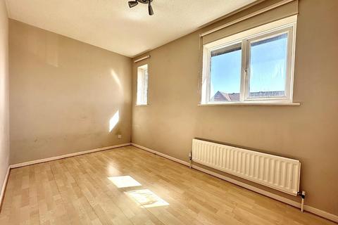 11 Claregate, Northampton, NN4 0QZ