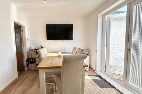 70 Fairways, Llandudno, LL30 2HX
