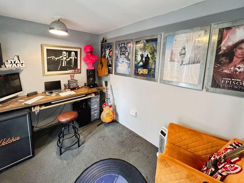 Office/garage
