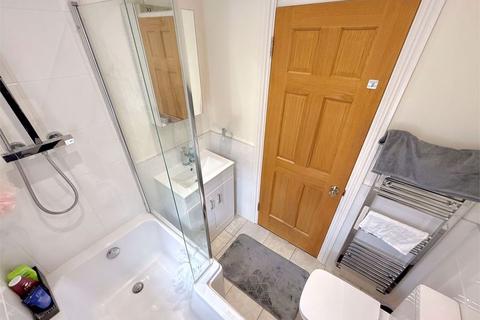 3 Bowmans Close, Dunstable, LU6 3LB
