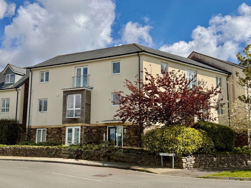 Samuel Bassett Avenue, Plymouth. A... 2 bed flat - £140,000