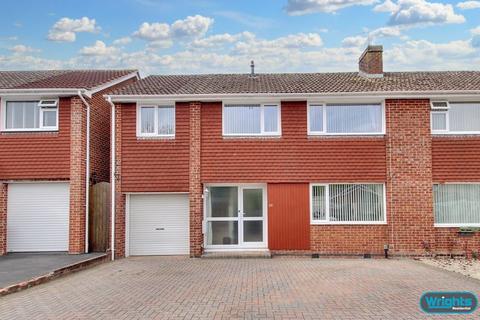 4 bedroom semi-detached house for sale, Charnwood Road, Trowbridge