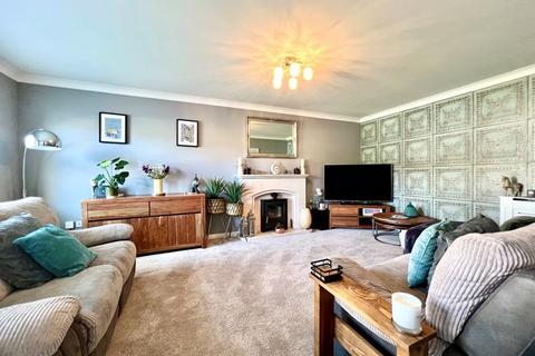 1 Canal Close, Calne, SN11 0RZ