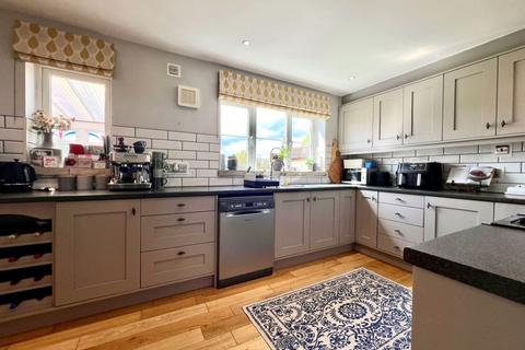 1 Canal Close, Calne, SN11 0RZ