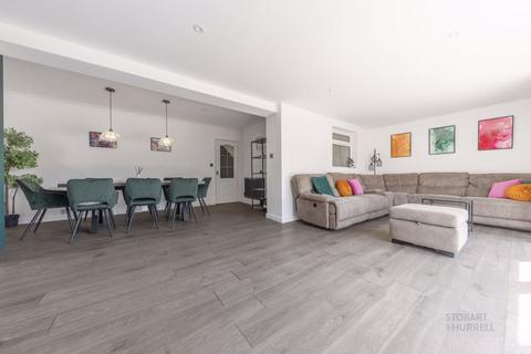 4 bedroom detached house for sale, Mayton Avenue, Norwich NR12