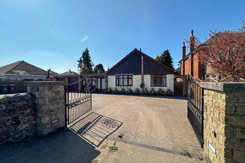 3 bedroom detached bungalow for sale, Leek Road, Cellarhead, Staffordshire Moorlands, ST9
