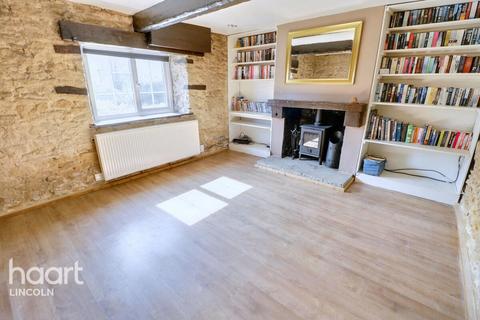 3 bedroom cottage for sale, Lincoln Road, Branston