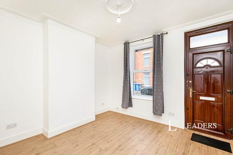 2 bedroom terraced house to rent, Dover Street, Normanton